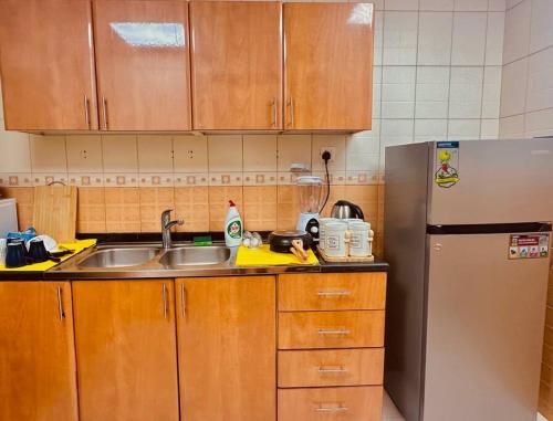 Una cocina o zona de cocina en lagoon view-Entire apartment