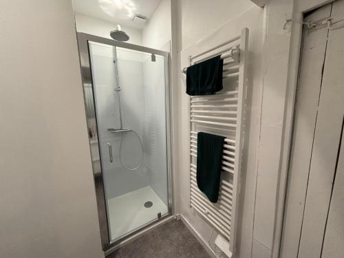 Kylpyhuone majoituspaikassa Appartement Moderne