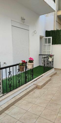 Elegant & Modern Apartment near to Athens Riviera