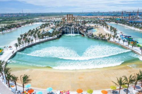 an aerial view of the water park at the beach at Timi Homestay Near the Wave Park Ocean Park 2 in Hòa Bình