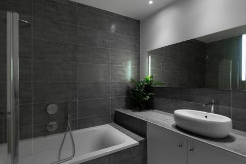 Appartement chic, hôtel particulier, Carcassonne centre