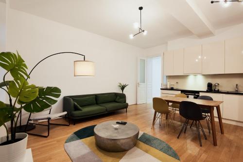 Designer Apartment in the City Center (Naschmarkt)
