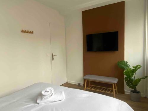Postel nebo postele na pokoji v ubytování Pasteur - 40m2 cosy neuf avec garage privé