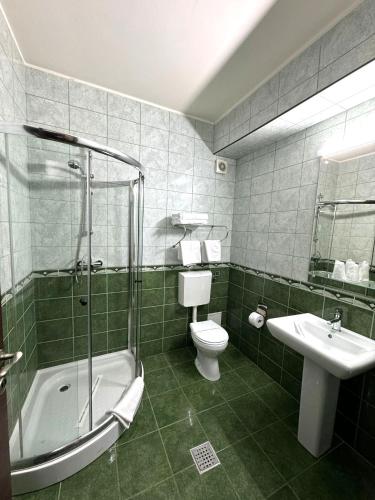 Ένα μπάνιο στο Hotel Yaky Center