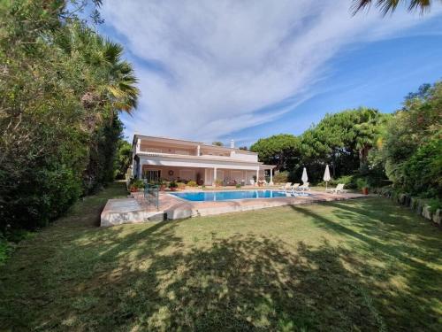 Villa Zarana fantastic house in Salinas