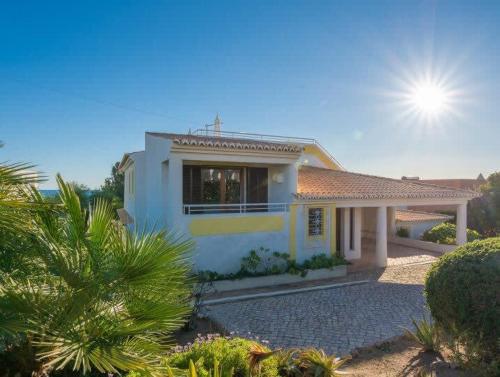 Villa Savannah - Close to fisherman beach