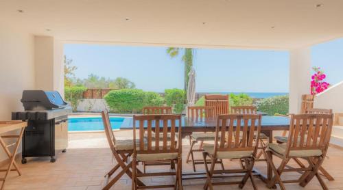 Villa Prado - Beautiful beachfront villa
