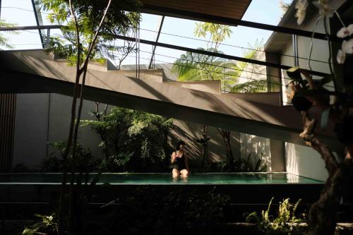 Επισκέπτες που μένουν στο Mahitala Villa Bandung Heated Pool