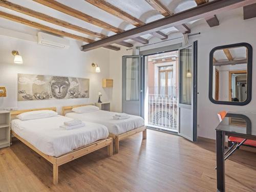Las Ramblas, comfort in BCN for 8 persons