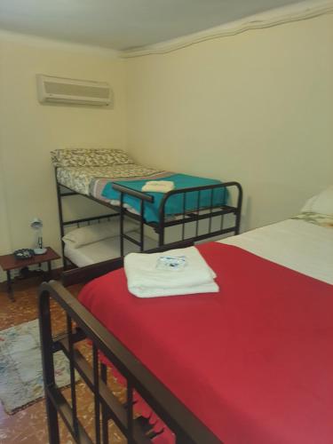Bunk bed o mga bunk bed sa kuwarto sa Hostel Pilgrim's