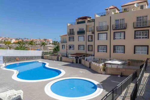 Relax and Tranquility, Sea and swimming pool