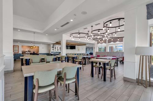 Hilton Garden Inn Myrtle Beach/Coastal Grand Mall photo 28