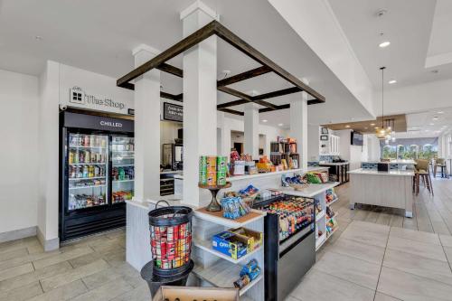 Hilton Garden Inn Myrtle Beach/Coastal Grand Mall photo 39