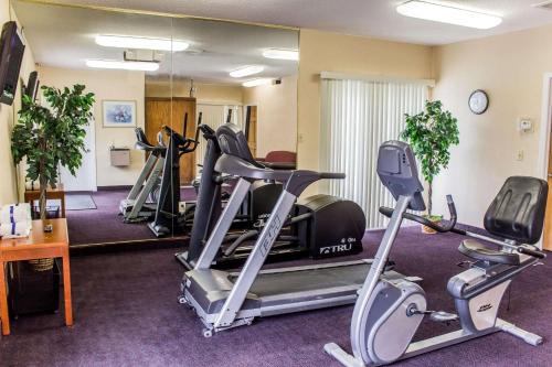 Pusat kecergasan dan/atau kemudahan kecergasan di Quality Inn Kinston Hwy 70