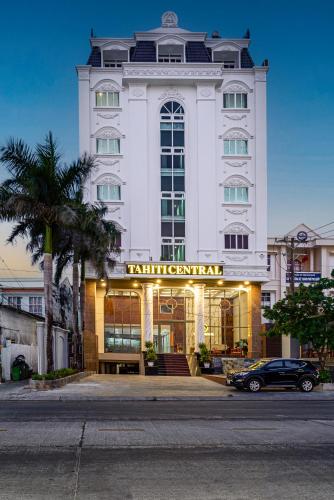 El edificio en el que está el hotel