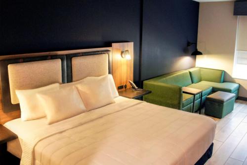 Легло или легла в стая в La Quinta Inn & Suites by Wyndham Chattanooga Downtown/South