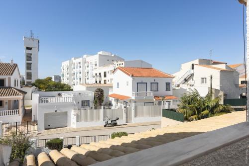 Vila Branca - V3 by HD PROPERTIES