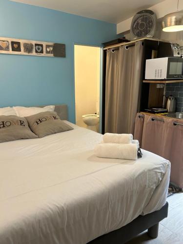Joli studio rue de Nazareth