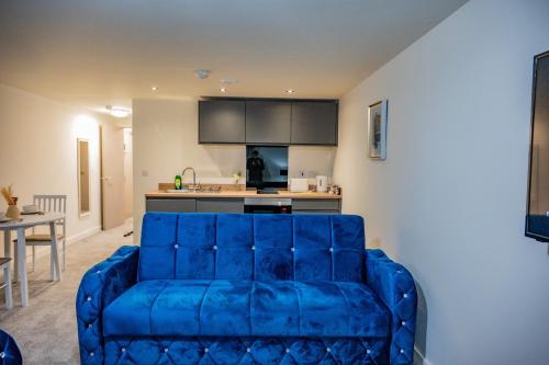 Χώρος καθιστικού στο Basement Bliss Hideaway