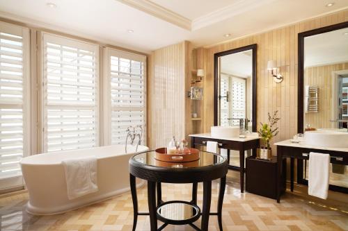 Corinthia London Image