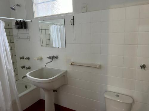 Un baño de Share