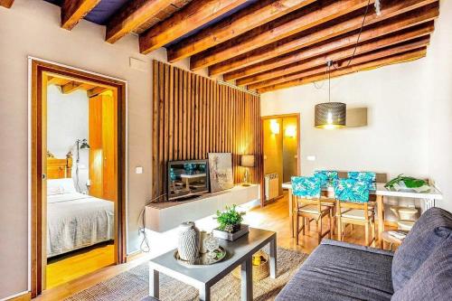 The Collection Barcelona - Paseo de Gracia sunny 2BR penthouse