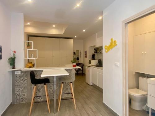 PV1- Paul Valery Studio Five Stars Holiday House