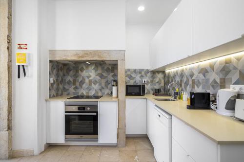 WHome Modern Nomad Hub Stylish Spaces for Remote Living