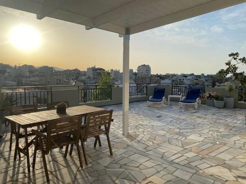 Top Floor Apartment By Estio Comfort Living