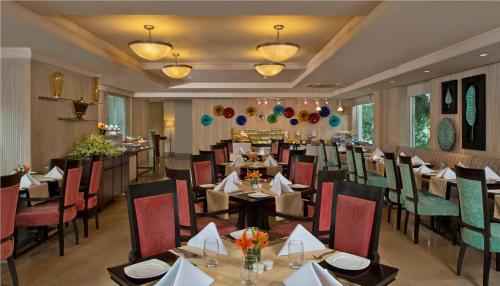 Restaurace v ubytování Fortune Park, Ahmedabad - Member ITC Hotels' Group