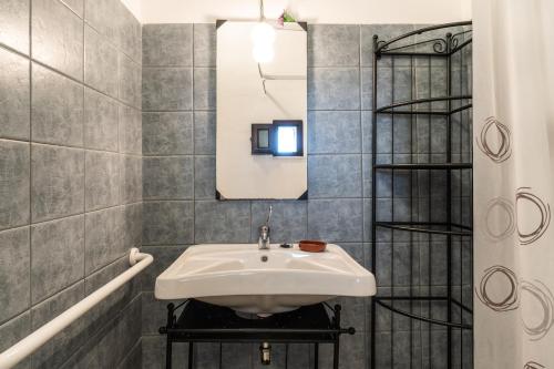 Vonios kambarys apgyvendinimo įstaigoje Masseria Donna Coletta by Wonderful Italy