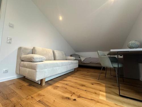 Ruang duduk di Luxuriöse Penthousewohnung mit Fernblick und vielen Wanderwegen