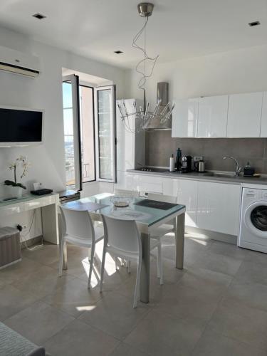 Studio magnifique vue mer
