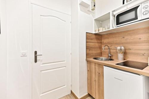 Photo de la galerie de l'établissement Appartement central équipé Paris Nation, à Paris