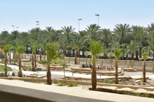 Сад в Marriott Riyadh Diplomatic Quarter