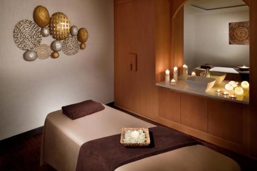 Кровать или кровати в номере Marriott Riyadh Diplomatic Quarter