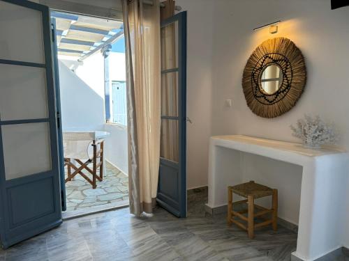 Φωτογραφία από το άλμπουμ του Magginas Studios στην Παροικιά