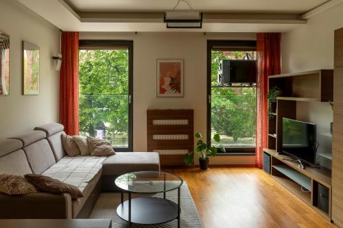 Kraków Główny Apartment - Parking, Workspace - by Rentujemy