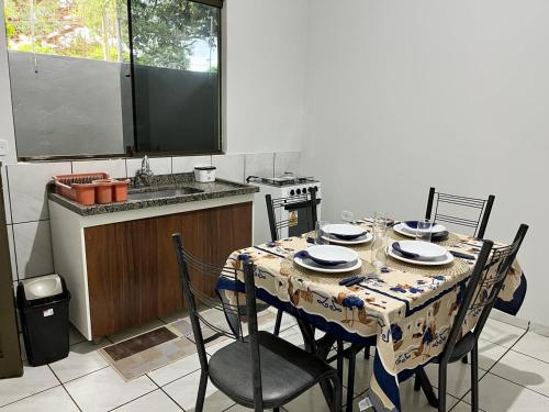 Dapur atau dapur kecil di Apartamento a 100 mts Hospital Cassems