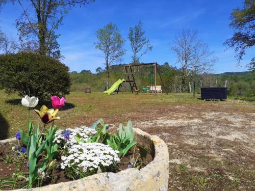 Gallery image of Maison spacieuse avec jardin clos, proche de Sarlat, idéale pour familles et enfants - FR-1-616-178 in Proissans