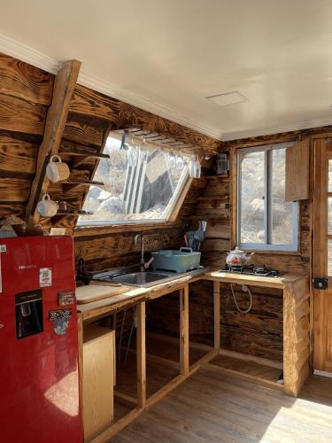 Kuchyň nebo kuchyňský kout v ubytování Eco Lodge La Ola Oculta