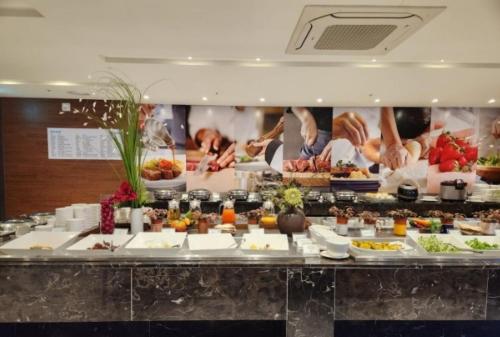 Mad på hotellet eller i nærheden