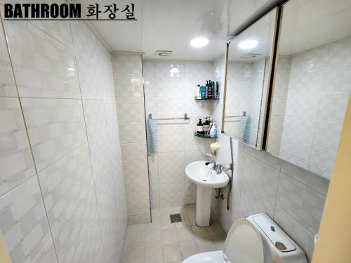 홍대 근처 조용하고 넓은 하우스_3