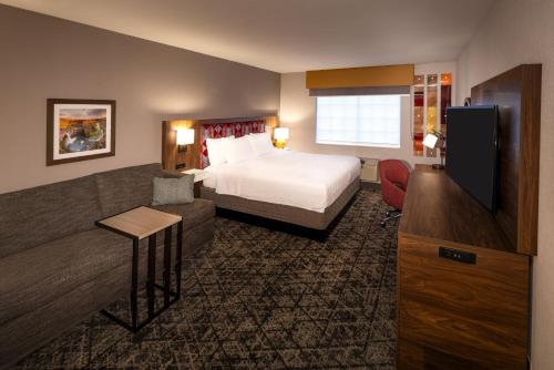Postel nebo postele na pokoji v ubytování Hampton Inn Pullman
