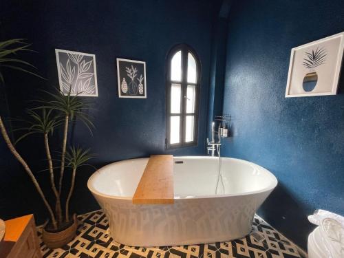 Koupelna v ubytování Rhea Alaçatı Boutique Hotel