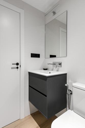 Gran Vía VII - One-bedroom Apartment
