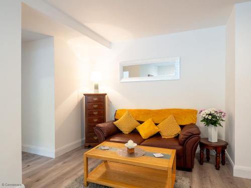 Χώρος καθιστικού στο Kings apartment 2 391