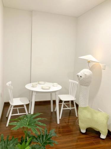 Gambar di galeri bagi CalmCottage di Hanoi