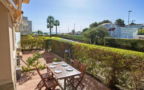 Planta baja Primera linea ROQUER MARTI Cargador Albert Villas