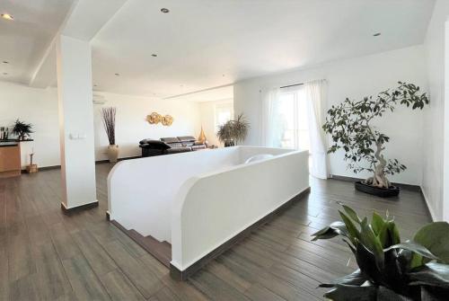 Villa Cortés - 20 Minutes From Puerto Banús